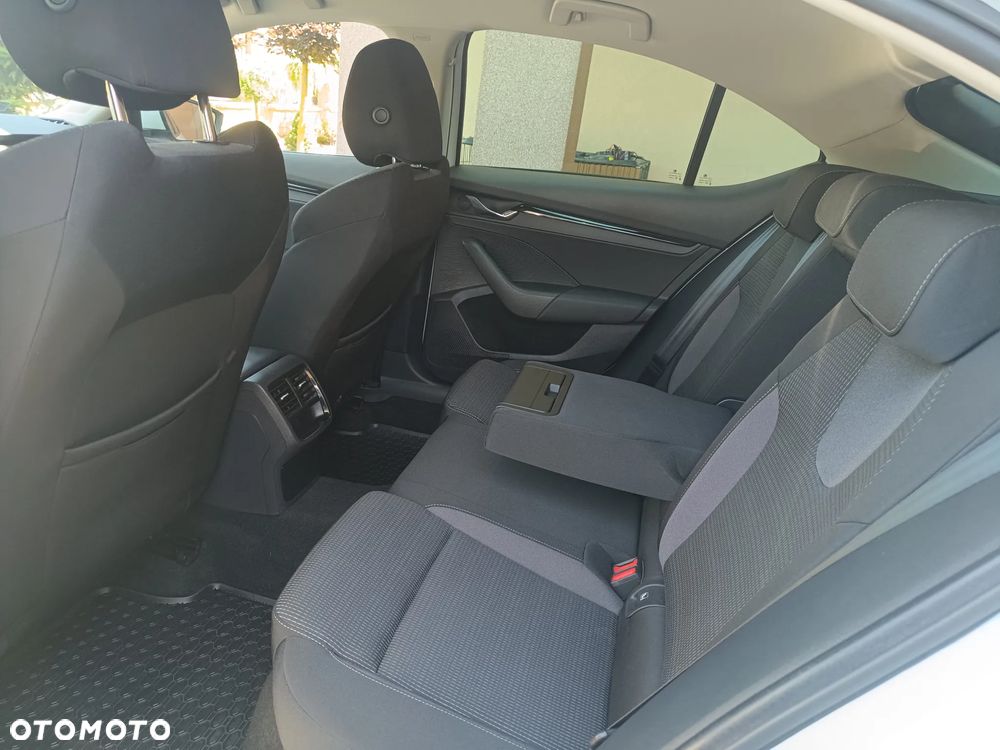 Skoda Octavia 1.0 TSI Ambition - 9