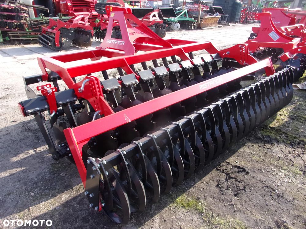 Akpil Brona Talerzowa Ciężka Hydraulicznie Składana BTCH 40 Euro-Masz, Brona talerzowa kompaktowa BT250, BT270, BT300 Metanga, Bomet, Euro-Masz; Brona talerzowa mini-simply BT160, BT180, BT200, BT220 Metanga, Euro-Masz, Brona talerzowa 2-walcowa typu "V", 4-walcowa typu "X" Bomet, Akpil - 22