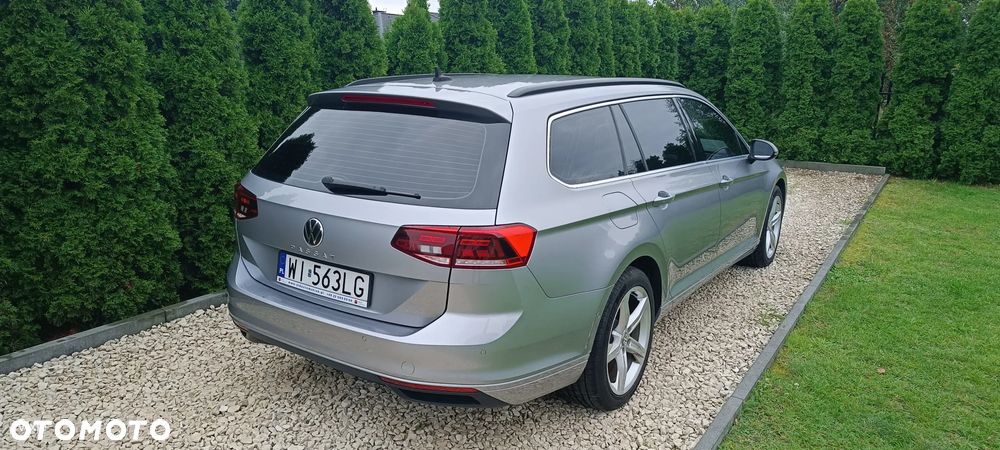 Volkswagen Passat - 10