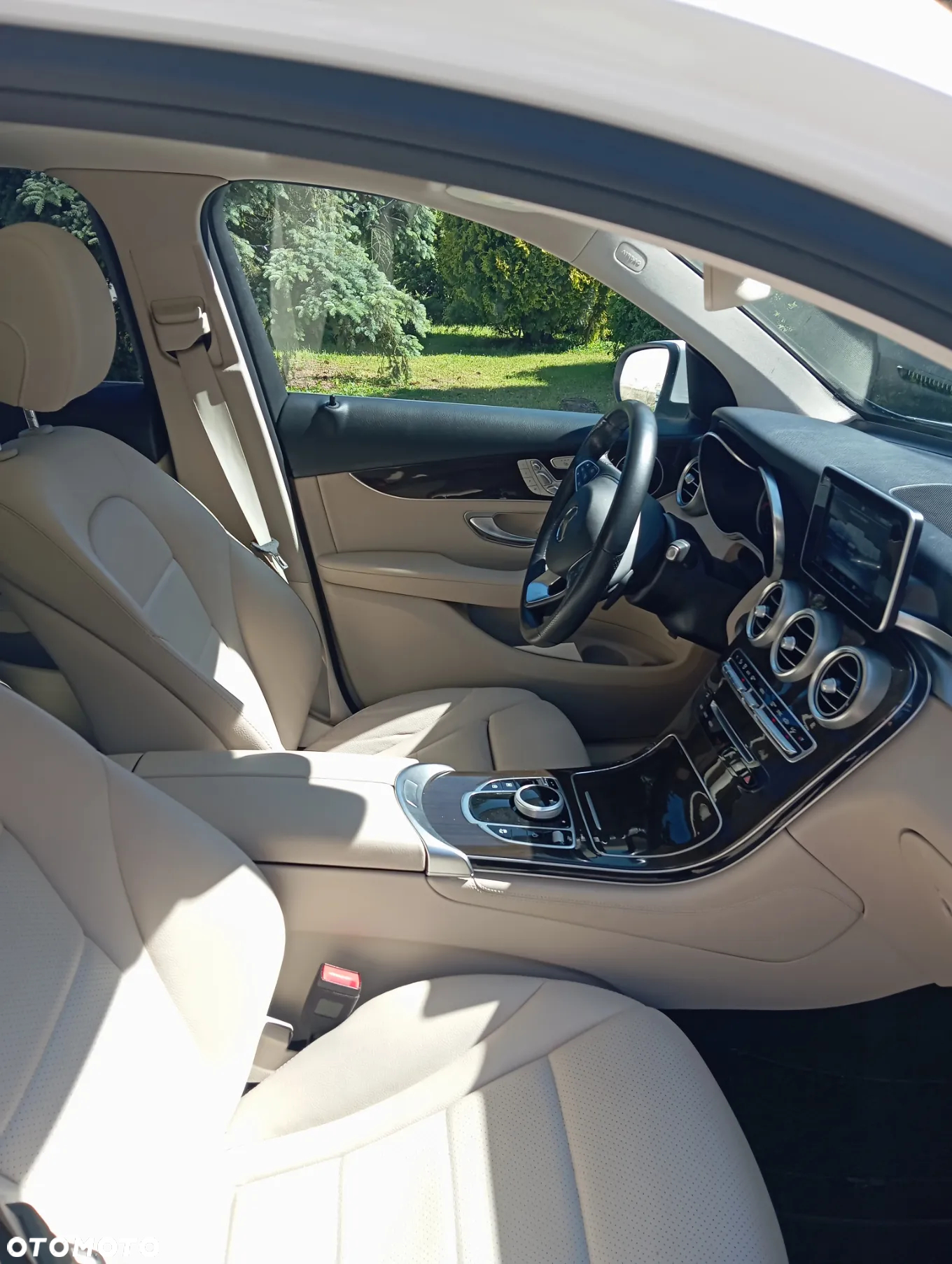 Mercedes-Benz GLC 300 4Matic 9G-TRONIC - 12