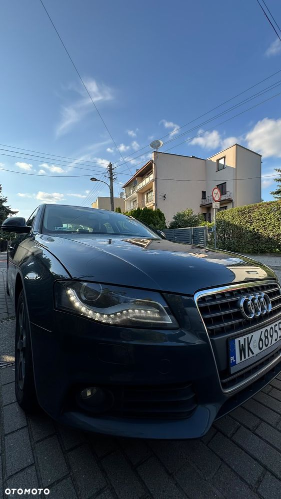Audi A4 Limousine - 2