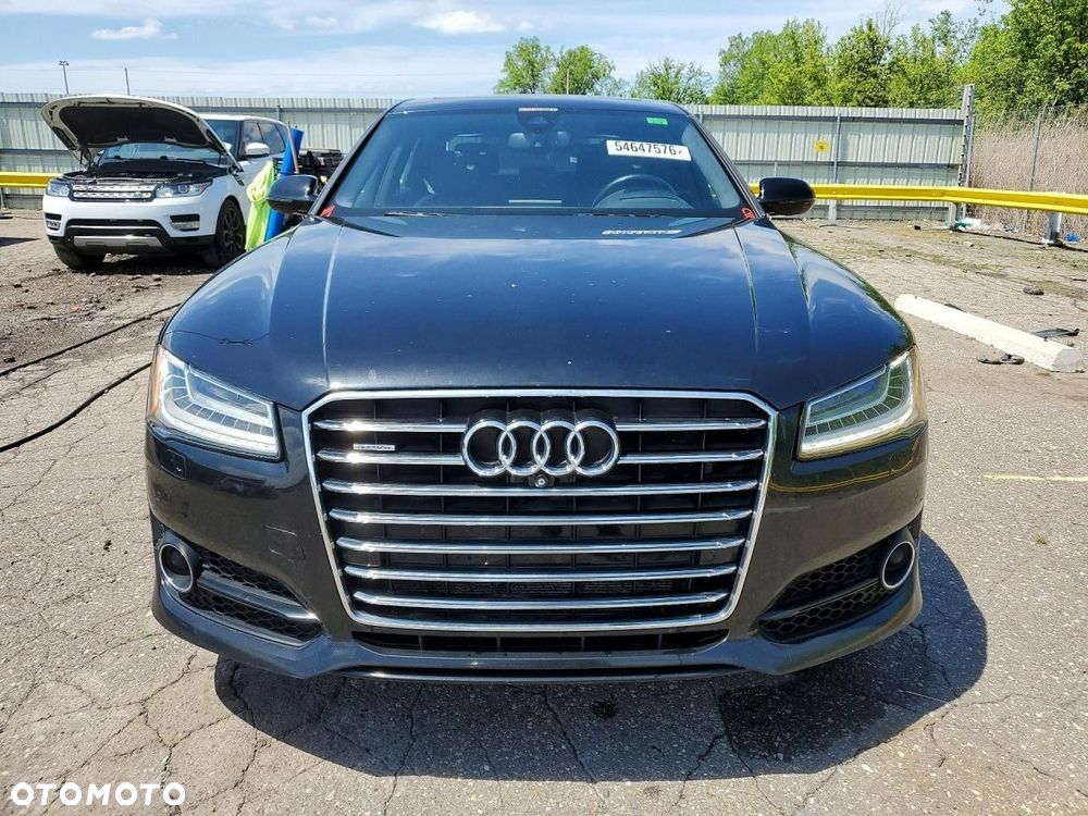 Audi A8 4.0 TFSI L Quattro - 3
