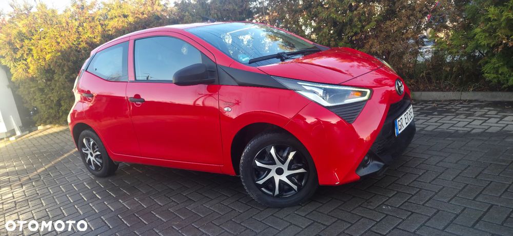 Toyota Aygo x-trend - 18