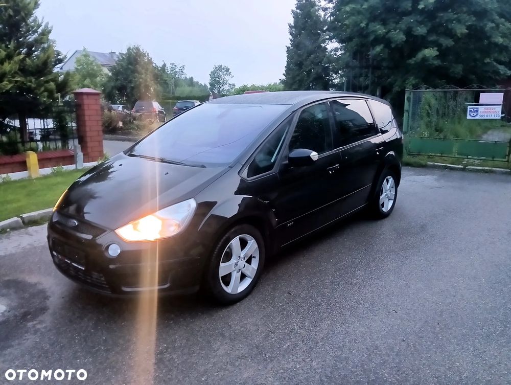 Ford S-Max 2.5 Titanium - 27