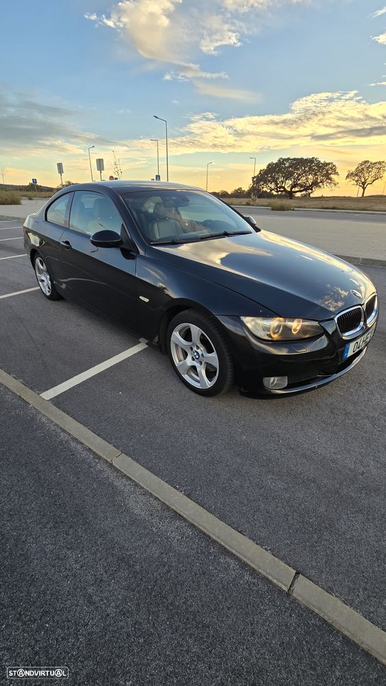 BMW 320 d Coupe - 14