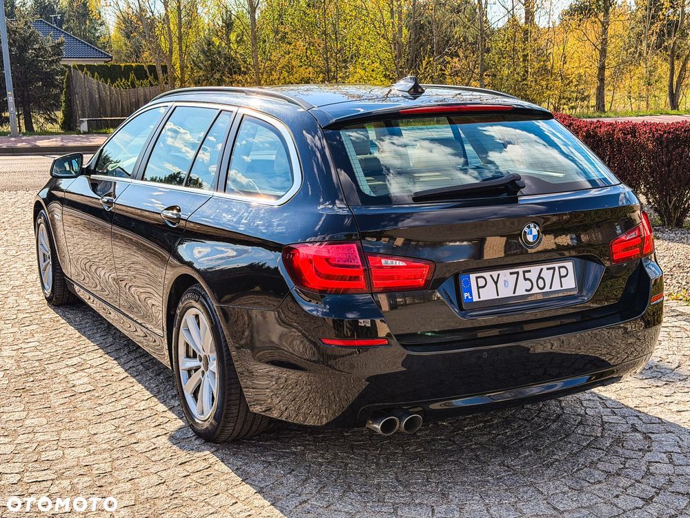 BMW Seria 5 525d Sport-Aut - 10