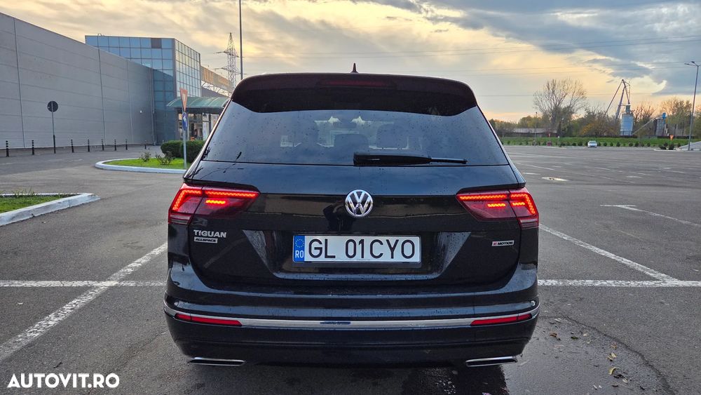Volkswagen Tiguan Allspace 2.0 TDI 4Mot DSG R-Line - 29