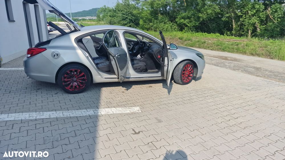 Opel Insignia 2.0 Turbo 4x4 Cosmo Aut. - 12