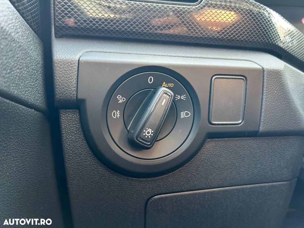 Volkswagen T-Cross 1.0 TSI DSG Advanced - 24