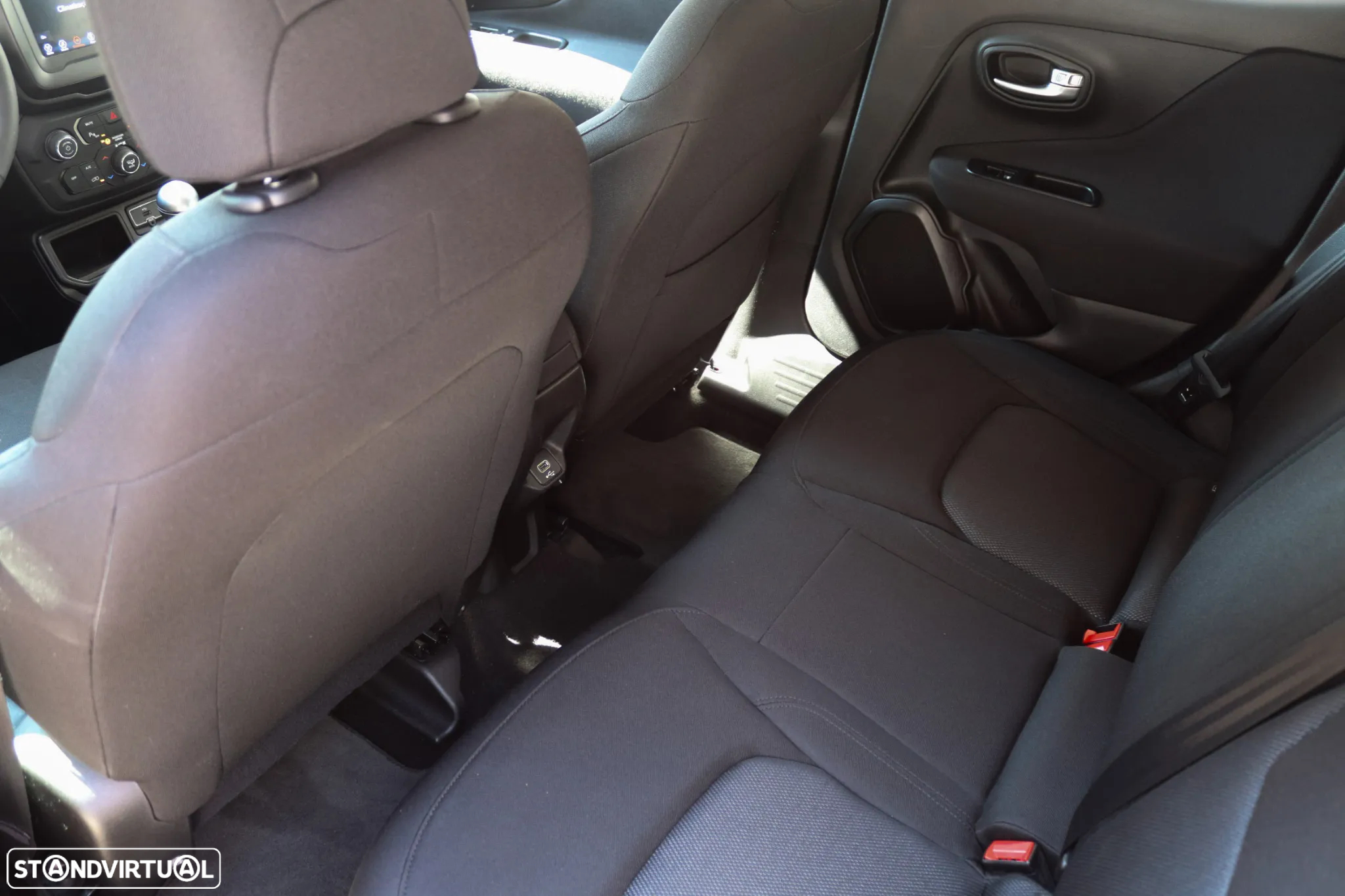 Jeep Renegade 1.0 T Longitude - 21