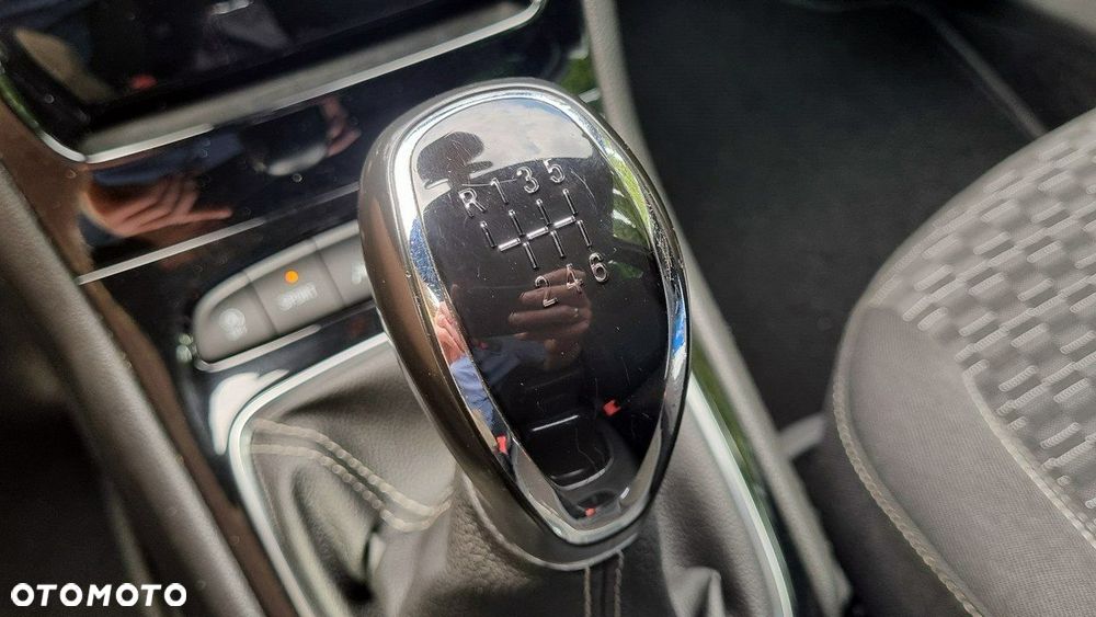 Opel Astra - 16
