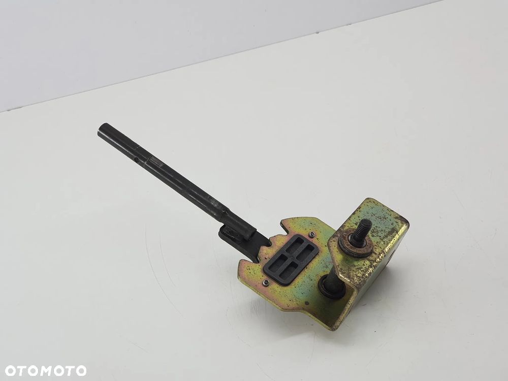 DZWIGNIA BIEGOW WYBIERAK DRAZEK  TGB BLADE 250 - 1