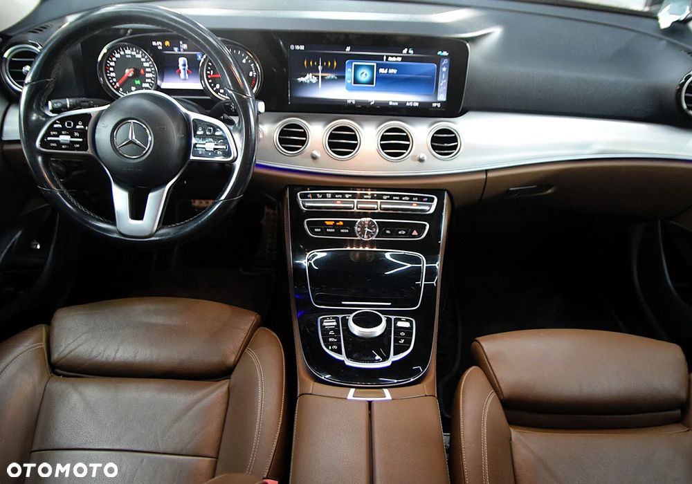 Mercedes-Benz Klasa E 220 d 9G-TRONIC - 7