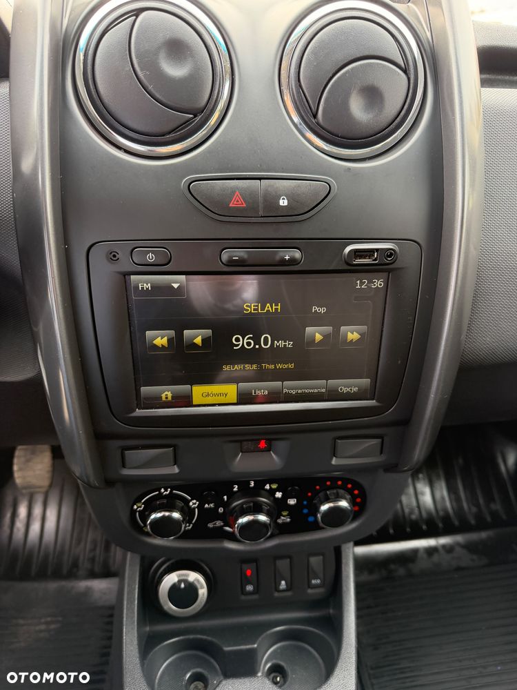 Dacia Duster 1.5 dCi Laureate 4x4 - 11