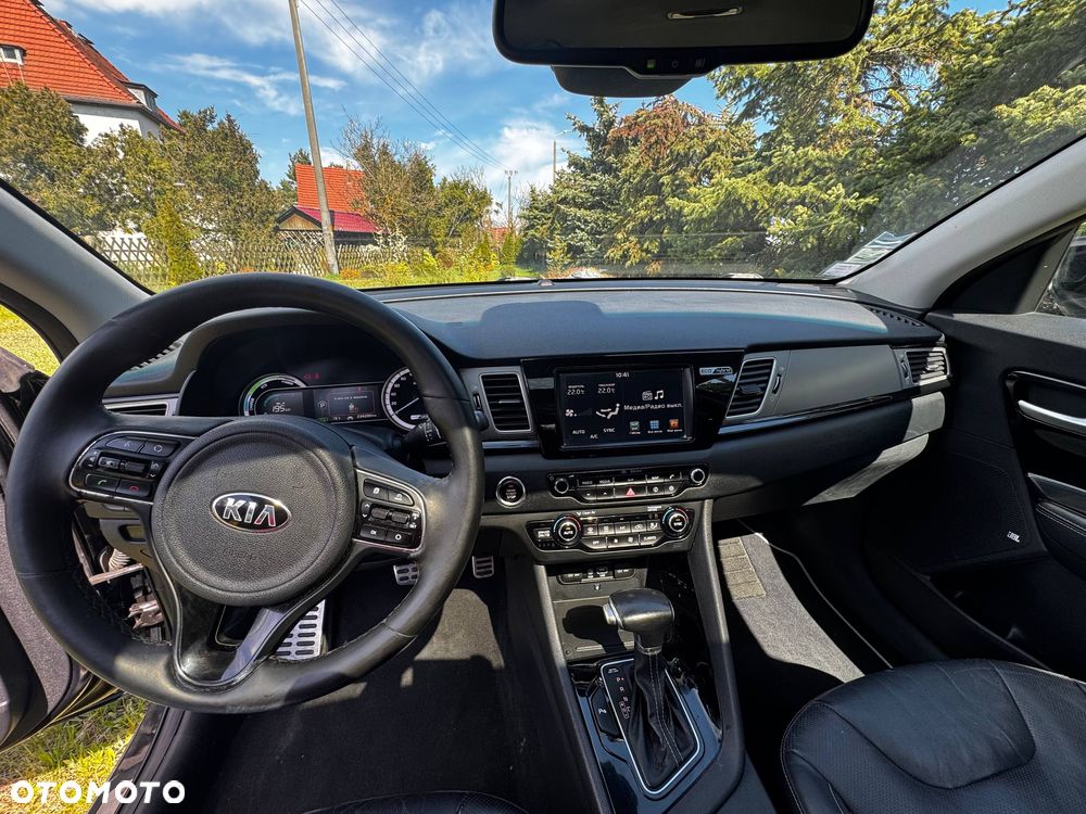 Kia Niro 1.6 GDI HEV 2WD OPF Vision - 25