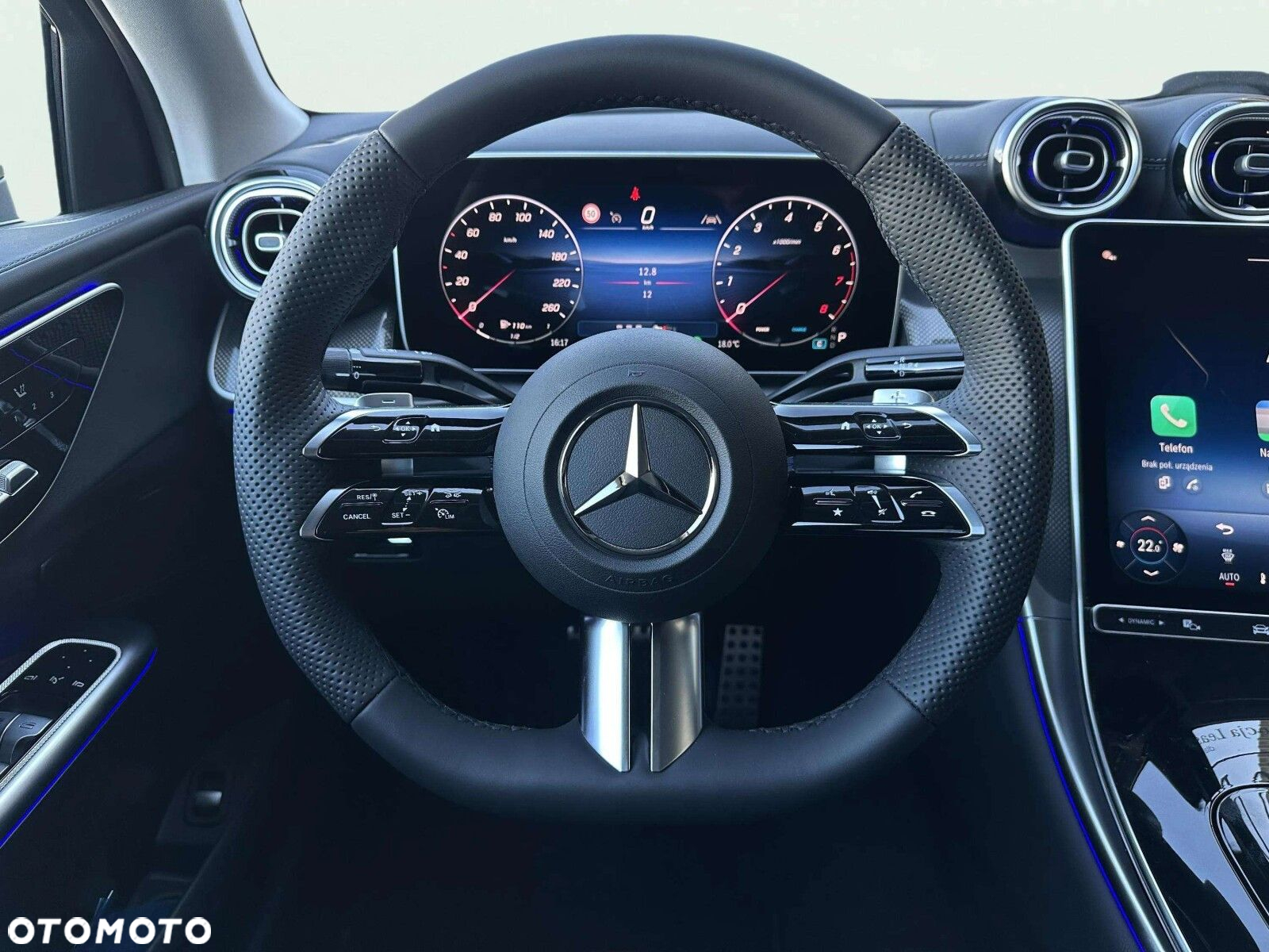 Mercedes-Benz GLC - 14
