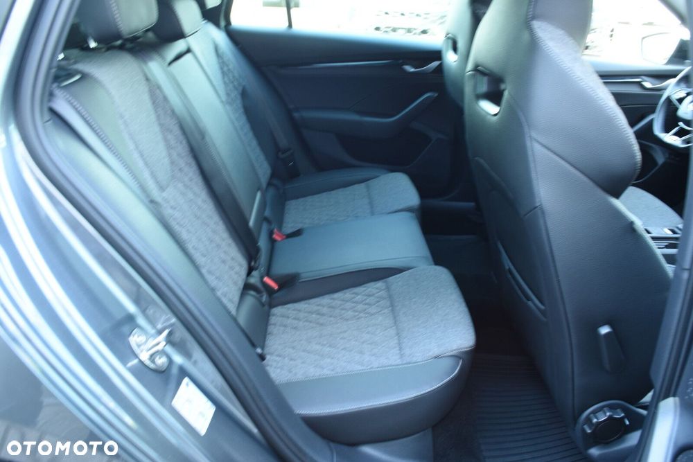 Skoda Octavia 1.5 TSI mHEV Sportline DSG - 34
