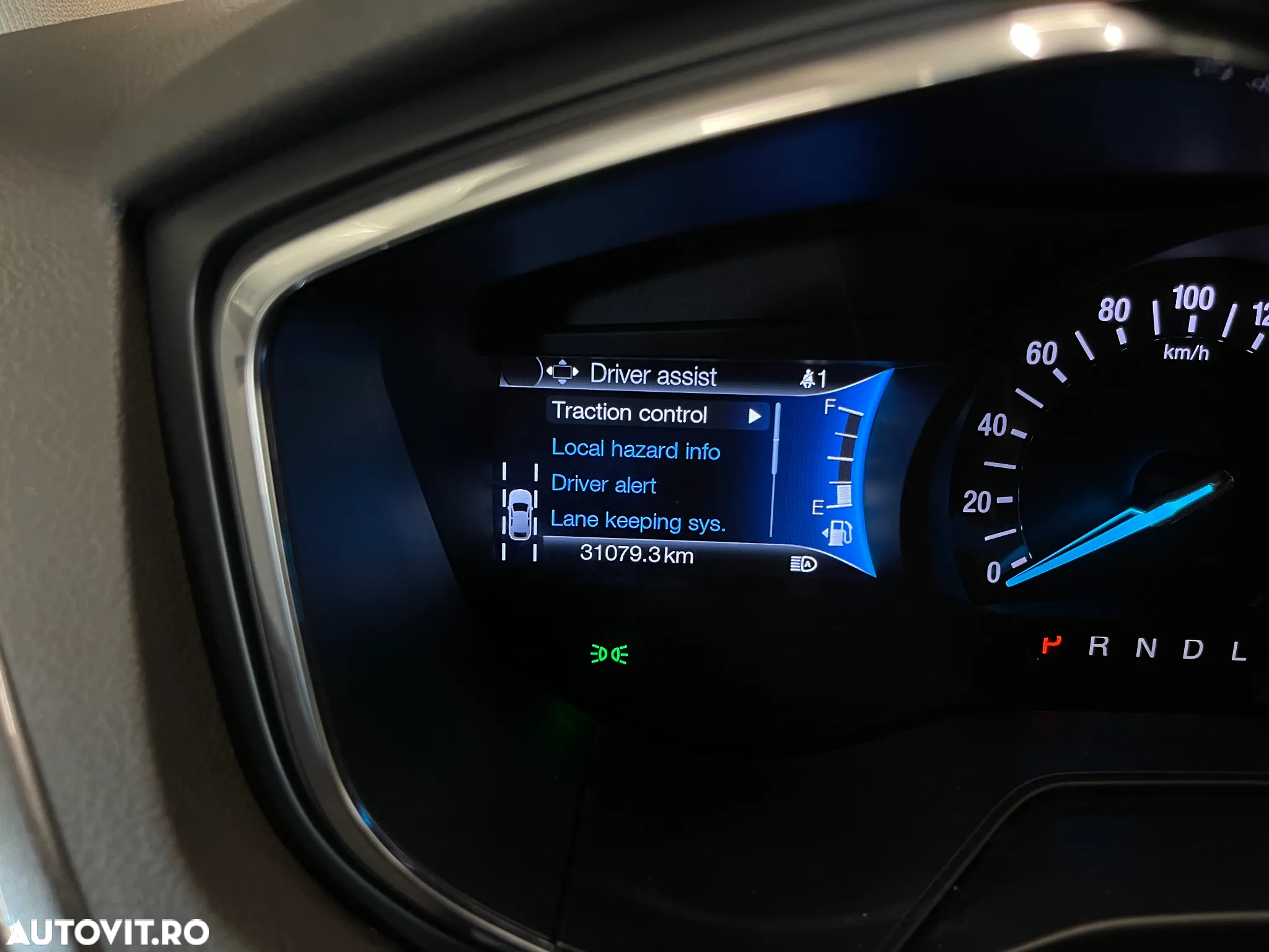 Ford Mondeo 2.0 HEV Titanium - 26