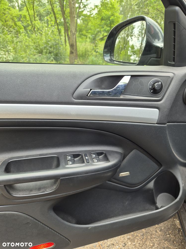 Skoda Octavia 2.0 TDI DPF RS - 14