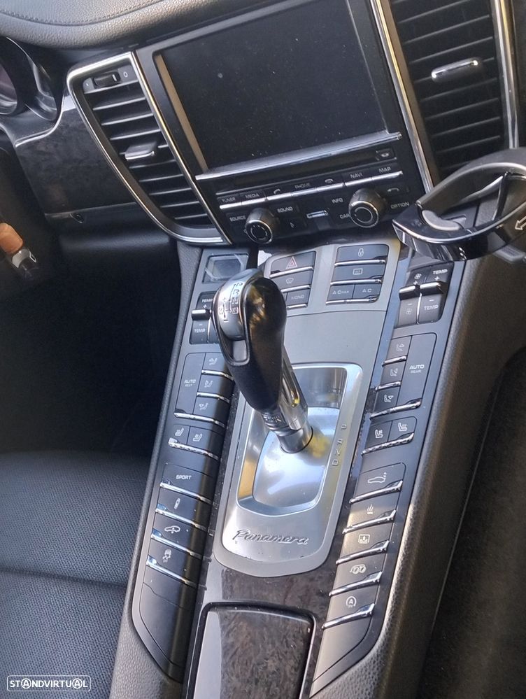 Porsche Panamera 4 S PDK - 34