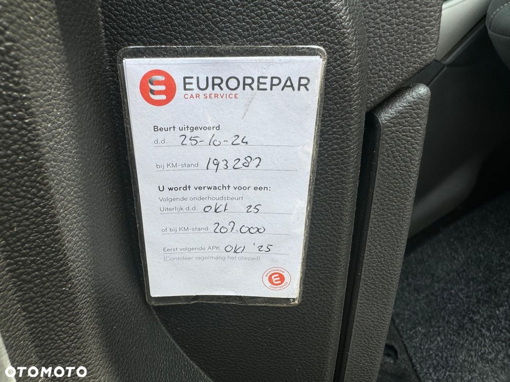 Opel Astra 1.4 Turbo Design Edition - 27