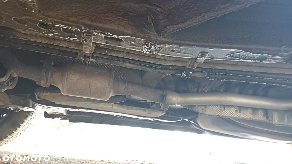 Volkswagen Sharan 1.9 TDI Comfortline - 11