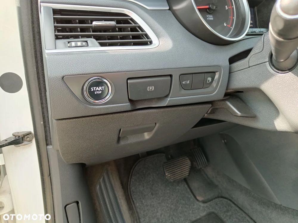 Peugeot 508 2.0 BlueHDi GT S&S - 17