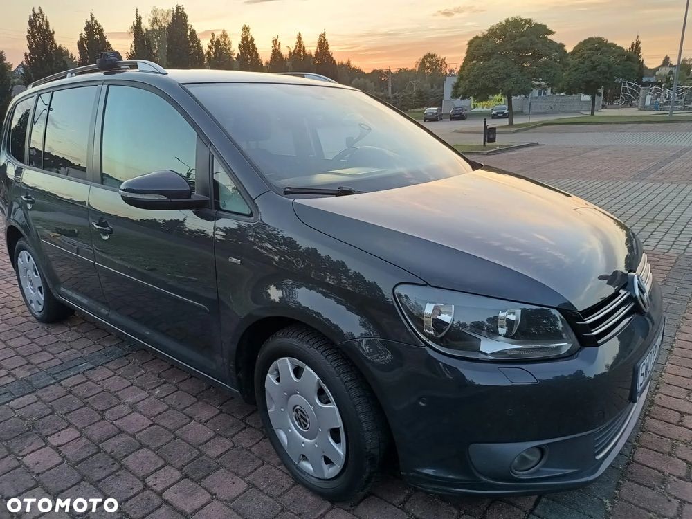 Volkswagen Touran 2.0 TDI DPF Highline - 12