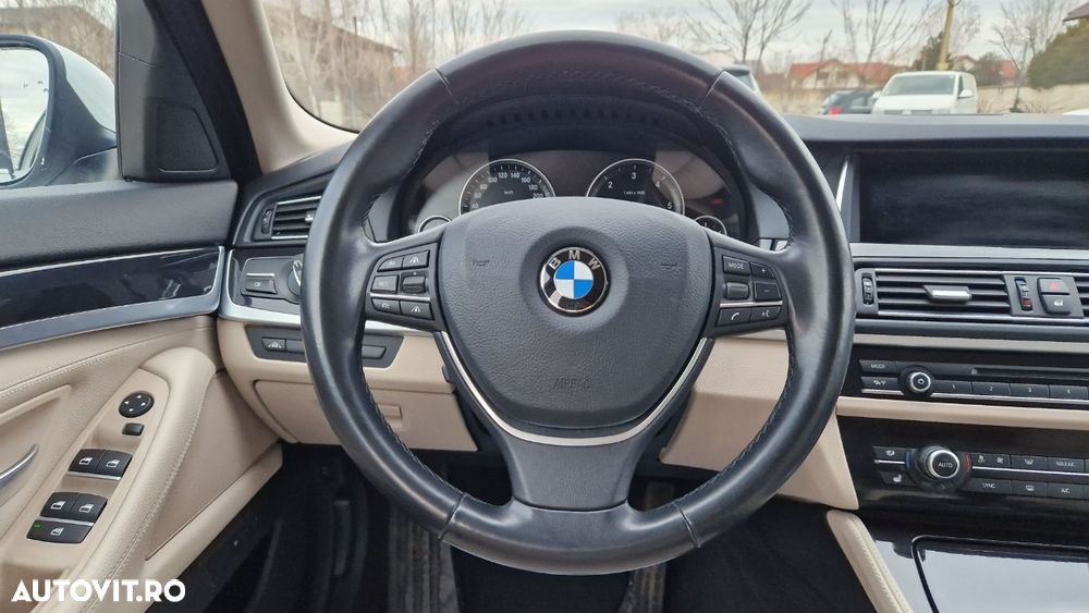 BMW Seria 5 520d AT - 16