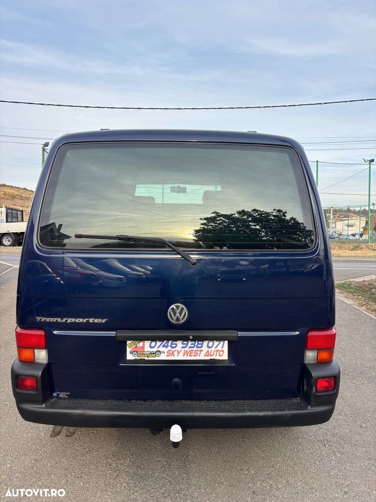 Volkswagen Transporter - 10