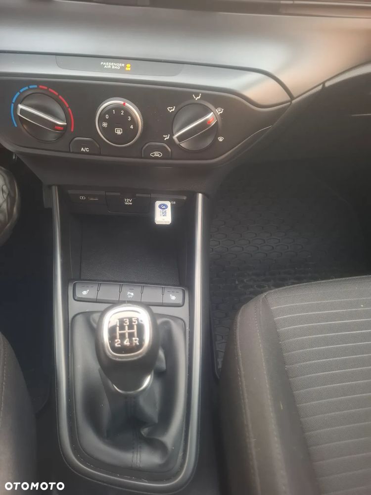 Hyundai i20 1.2 Modern - 7