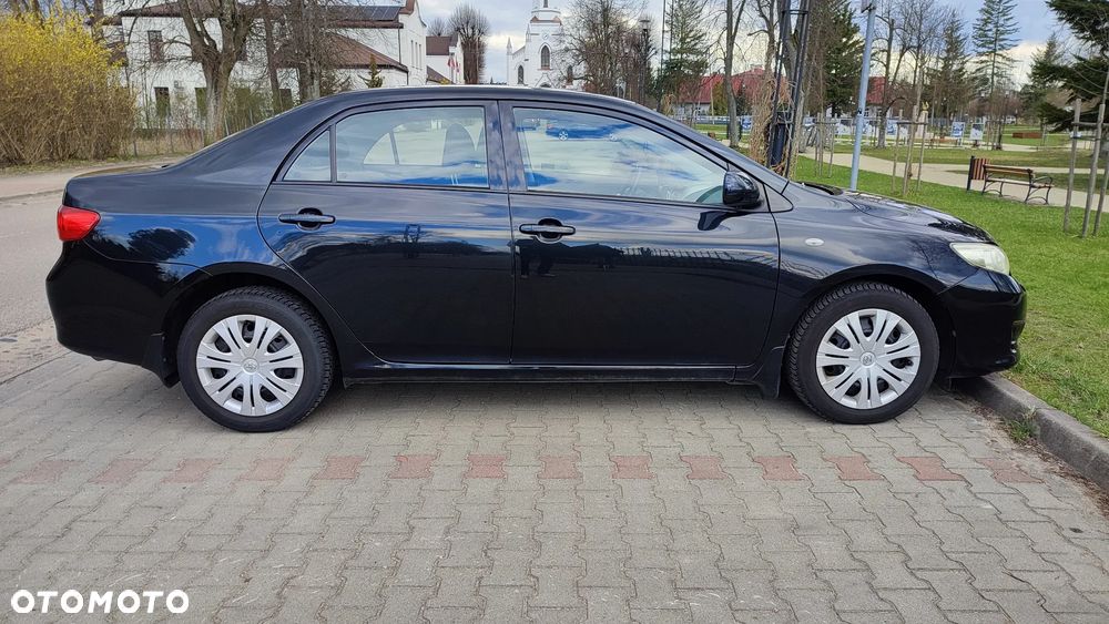 Toyota Corolla 1.6 VVT-i Luna - 2