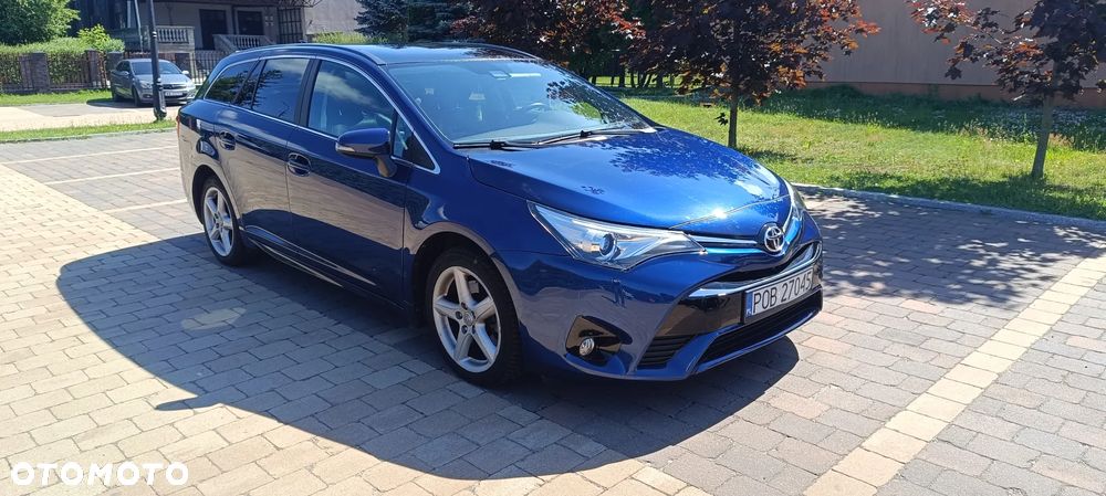 Toyota Avensis 2.0 D-4D Prestige - 23