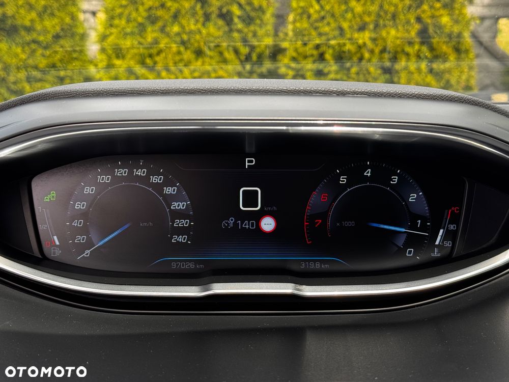 Peugeot 3008 THP 165 EAT6 Stop & Start Allure - 19