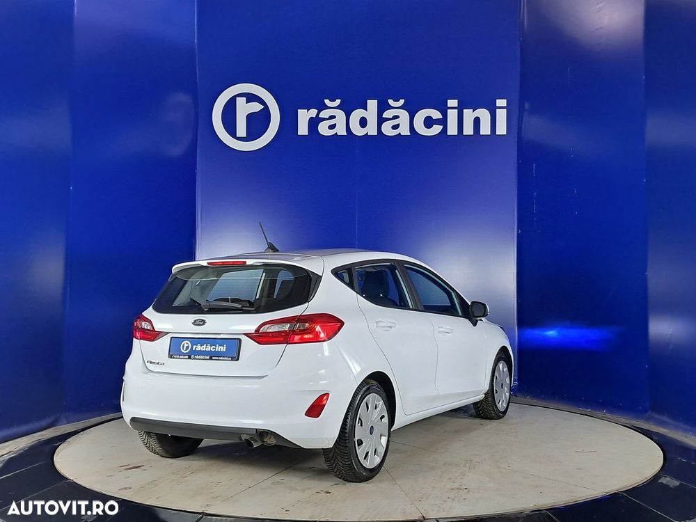 Ford Fiesta - 17