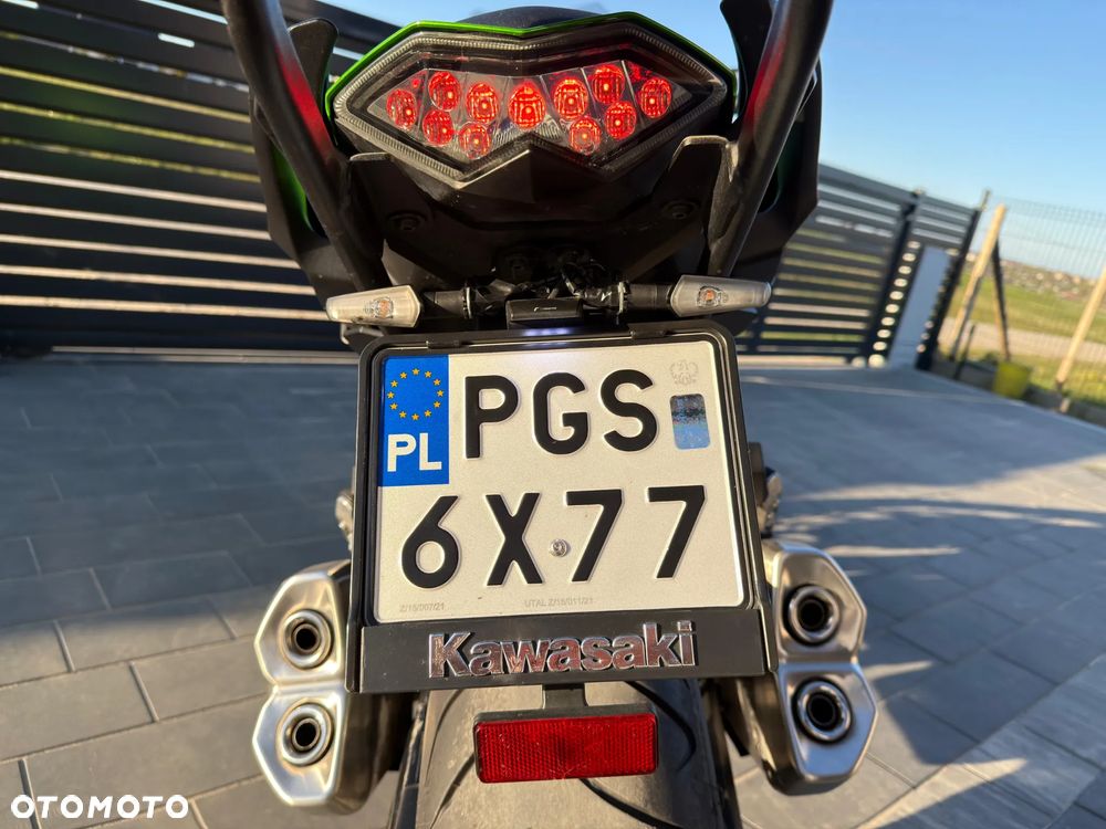 Kawasaki Ninja 1000 SX - 25