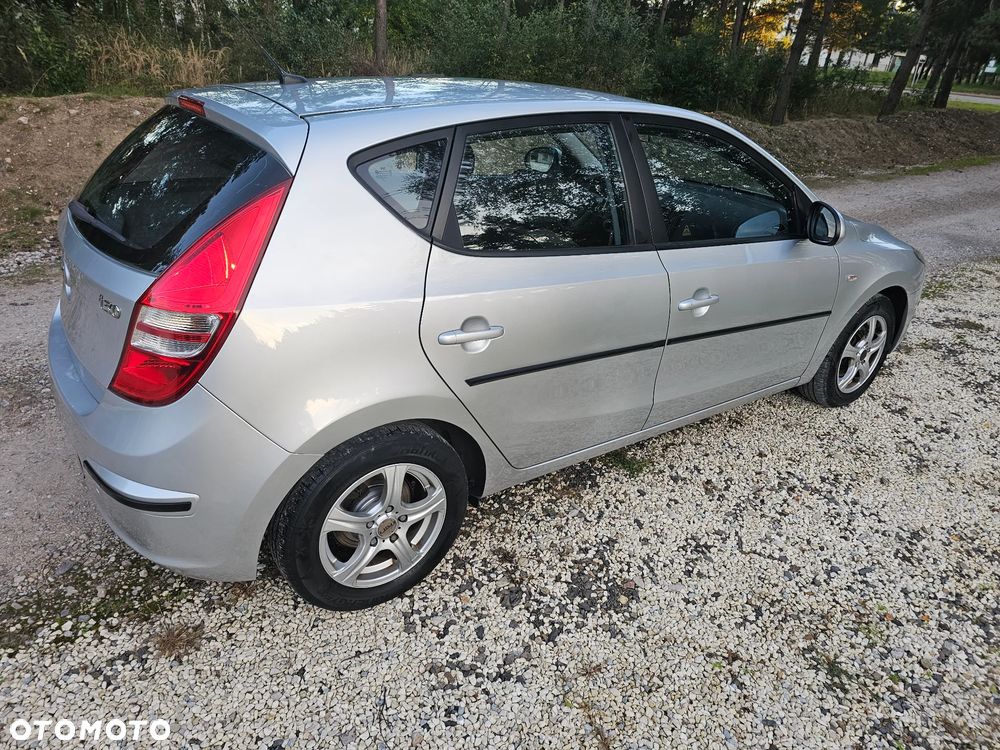Hyundai i30 1.6 Premium - 3
