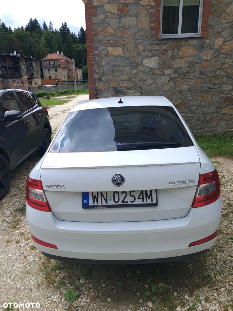 Skoda Octavia 1.8 TSI Edition DSG - 4