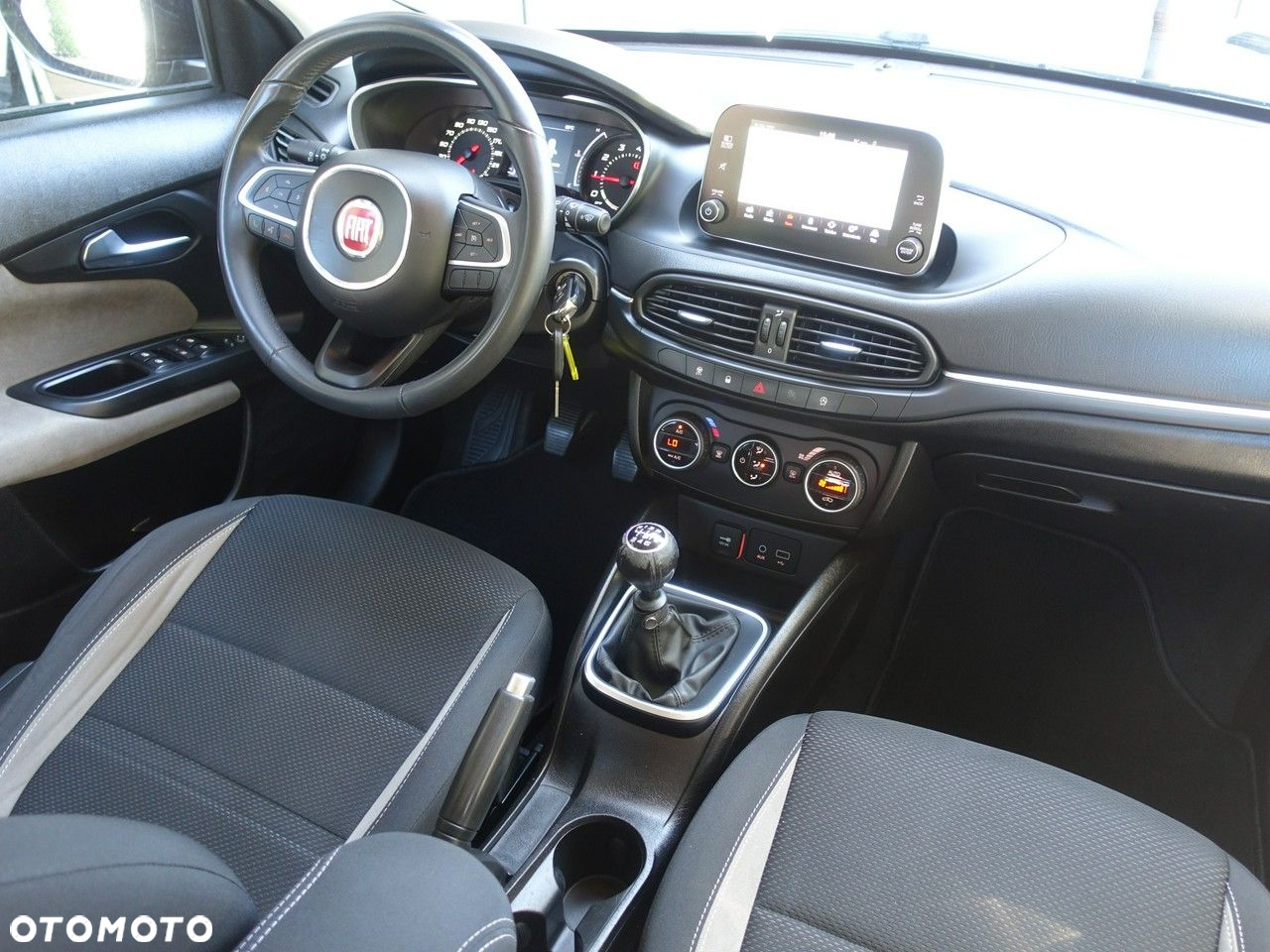 Fiat Tipo 1.4 T-Jet 16v Easy EU6d - 11