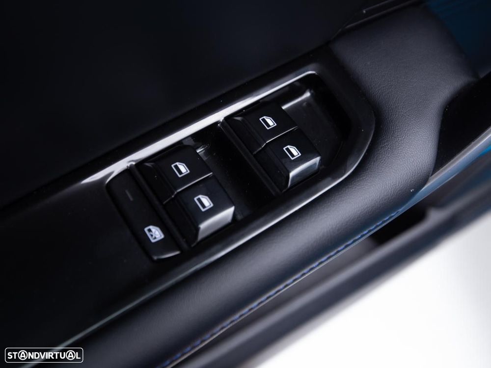 MG MG4 64 kWh Comfort - 16