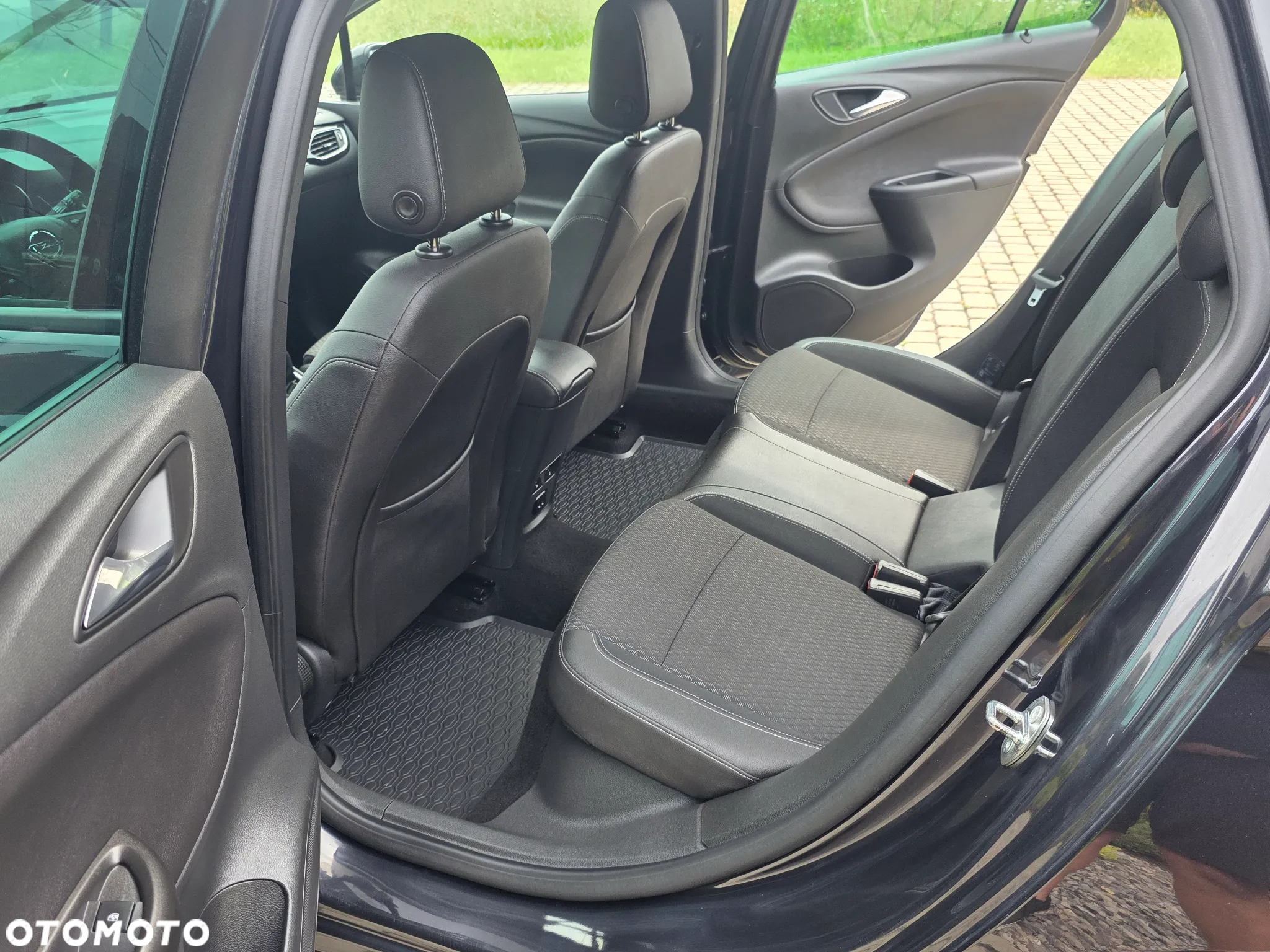 Opel Astra 1.4 Turbo Sports Tourer Innovation - 16