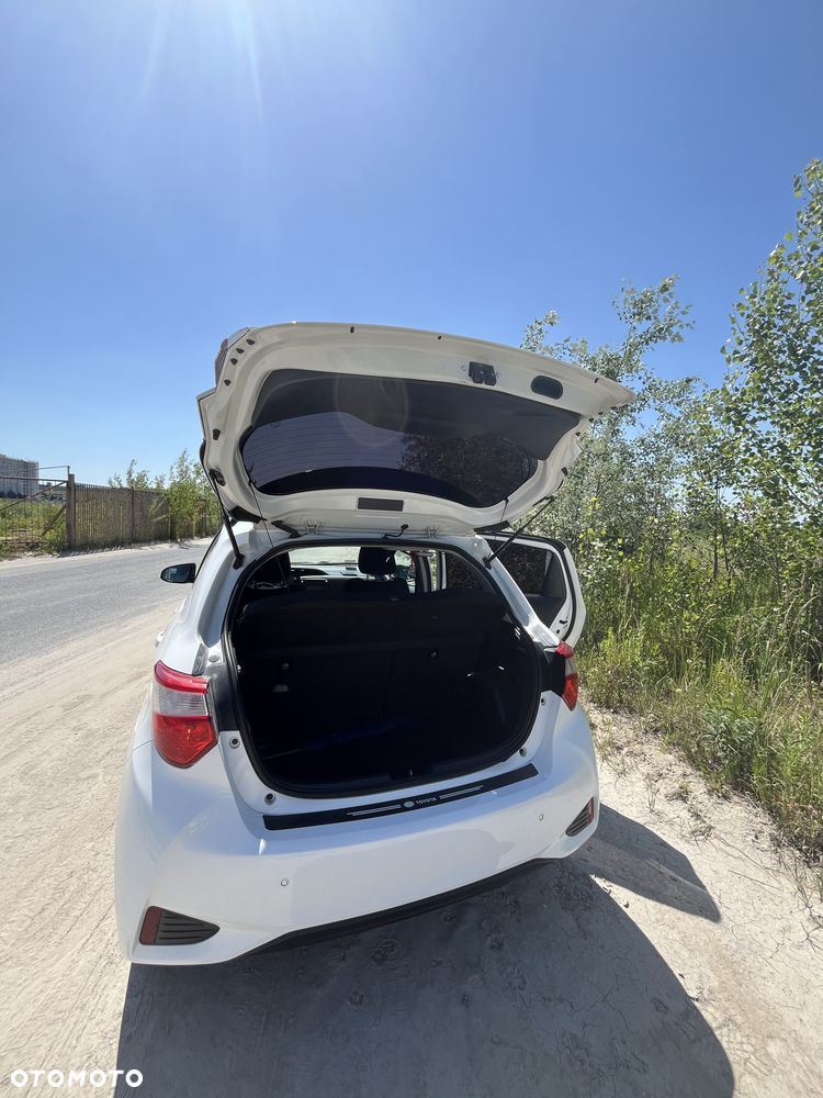 Toyota Yaris - 4