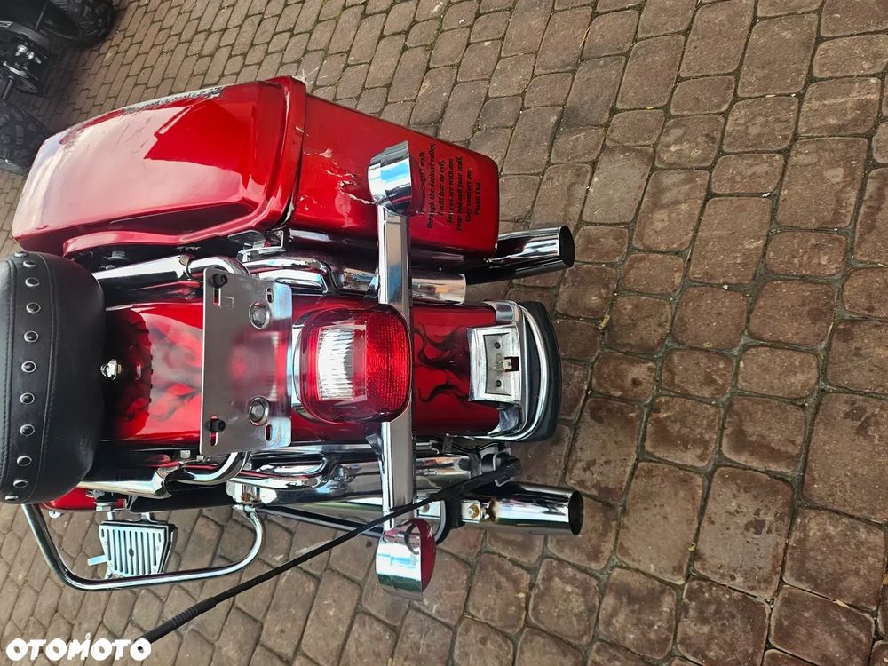 Harley-Davidson Touring Road King - 32