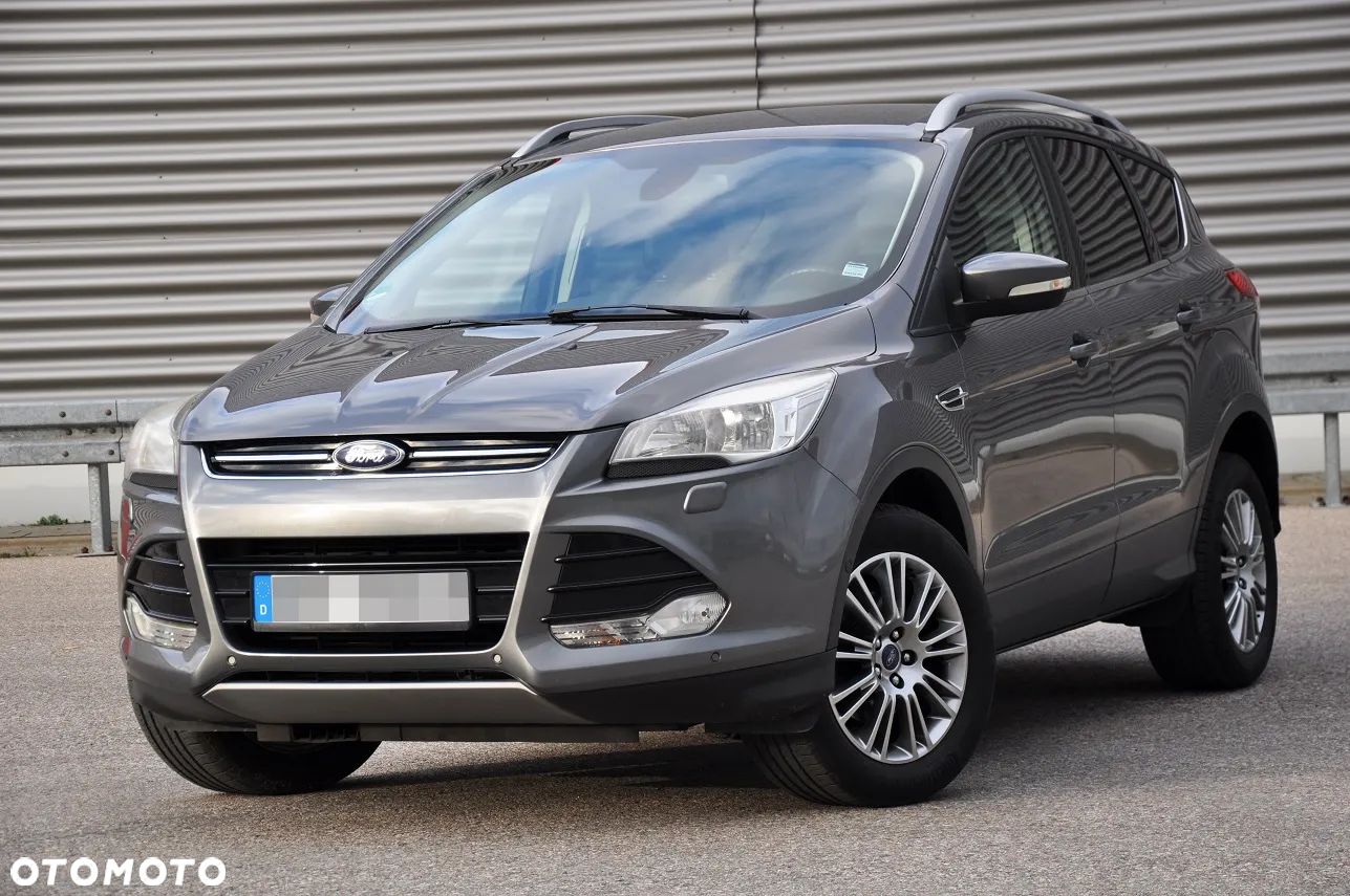 Ford Kuga 1.6 EcoBoost 2x4 Titanium - 1
