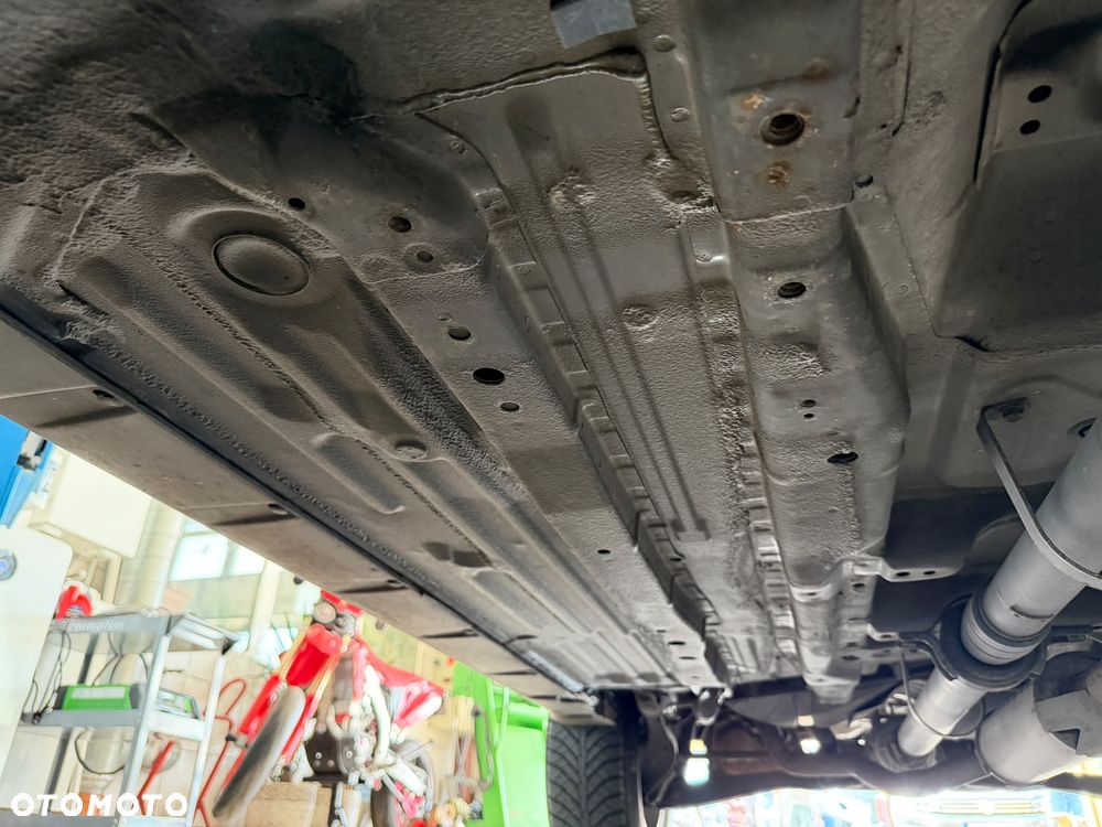Honda CR-V 2.0 L 4WD - 32