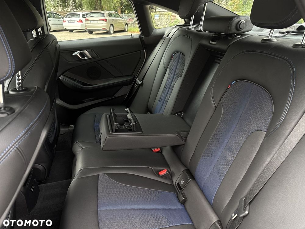 BMW Seria 2 - 24