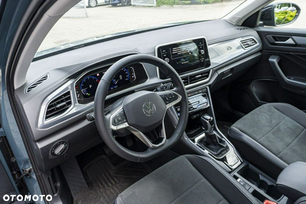 Volkswagen T-Roc - 10