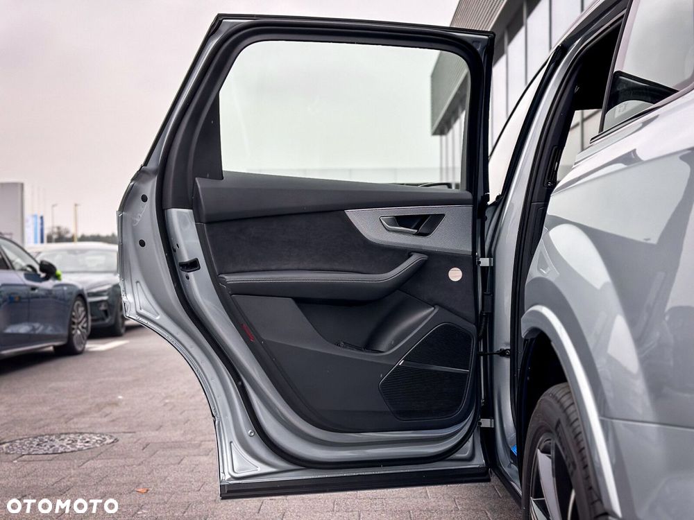 Audi Q7 - 36