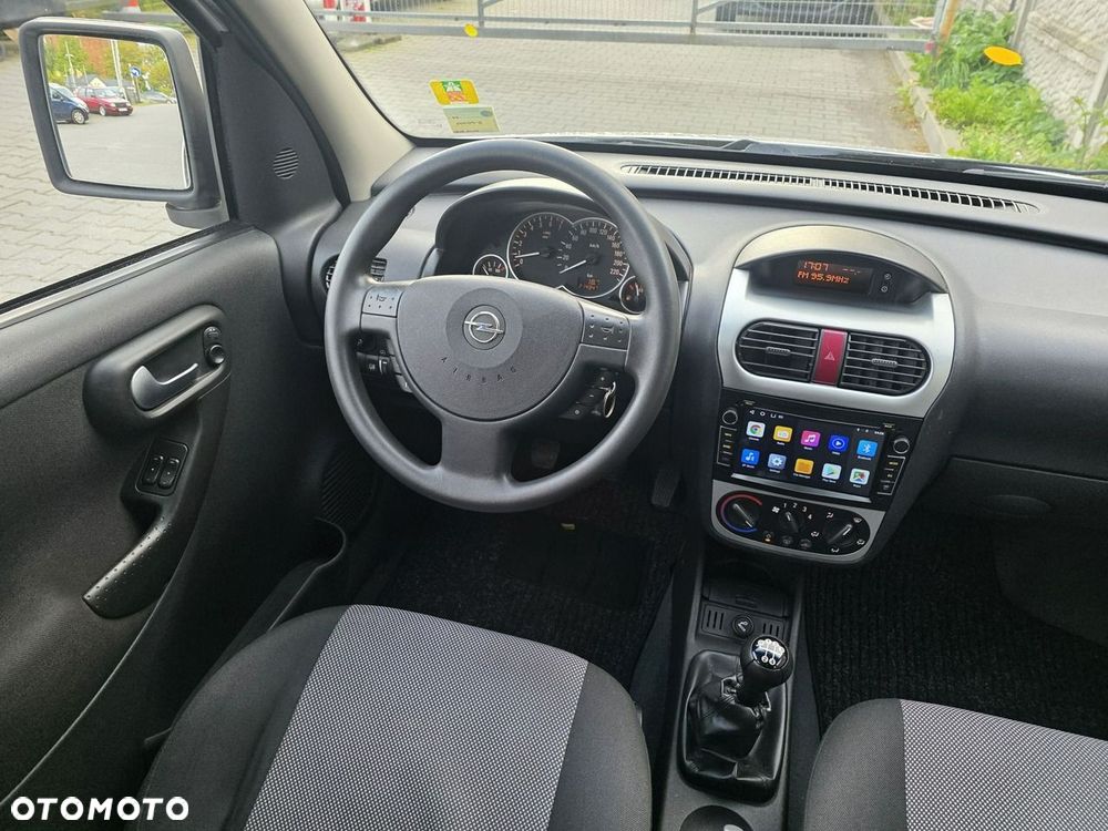 Opel Combo Tour Edition - 17