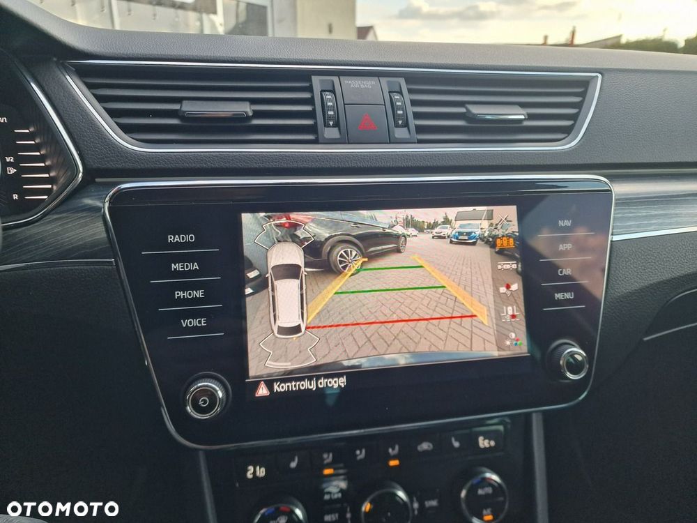 Skoda Superb 1.4 TSI Plug-In Hybrid Style DSG - 28